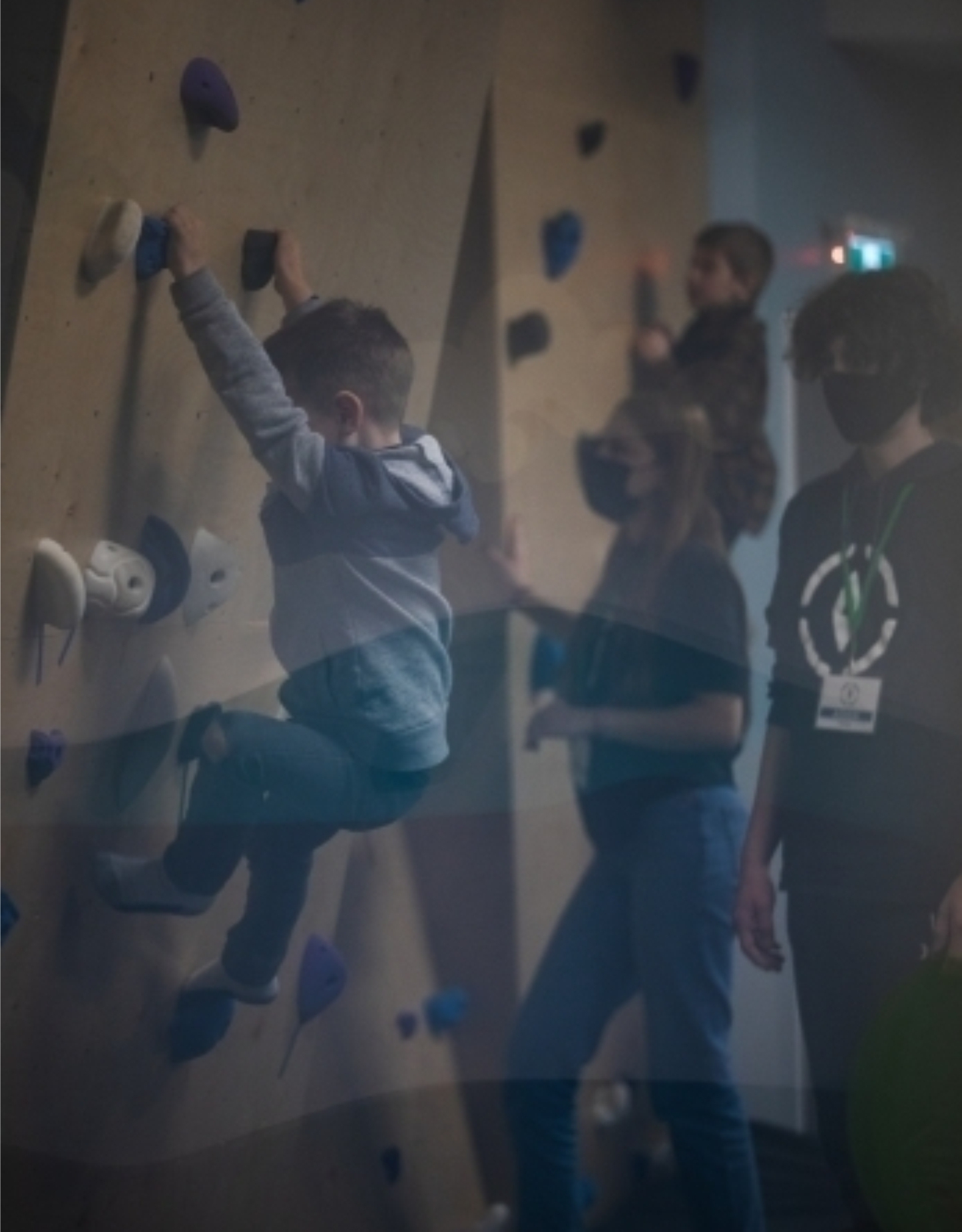 kids climbing